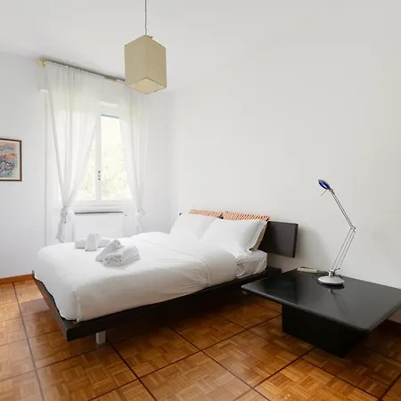 Апартаменты Guesthost - Charming Navigli! Functional *