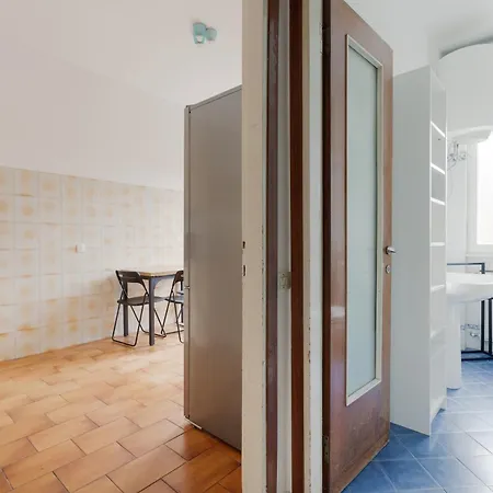Guesthost - Charming Navigli! Functional Апартаменты