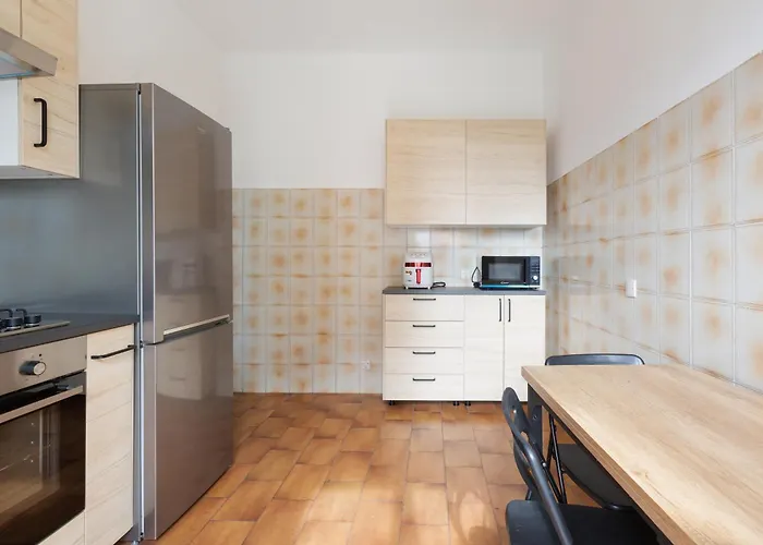 Apartment Guesthost - Charming Navigli! Functional