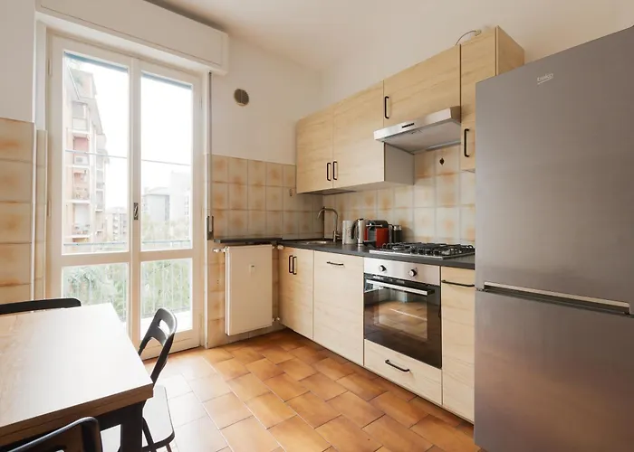 Apartment Guesthost - Charming Navigli! Functional